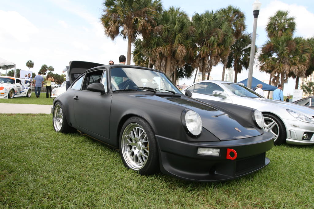 [Image: carbon_fiber_911.jpg]