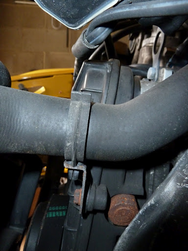 [Image: hose_clip.jpg]