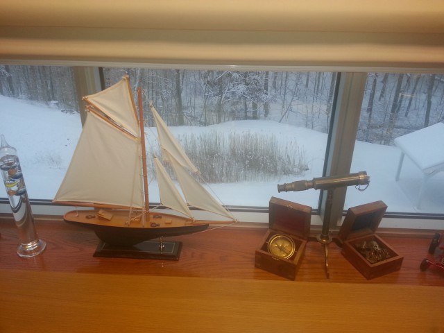 [Image: snow_office.jpg]